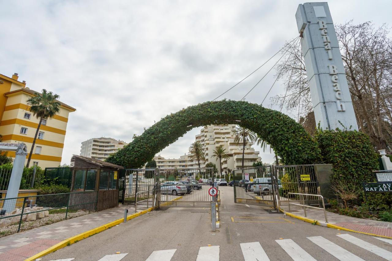 Seaview Beachfront Studio With Aqua Park & Balcony Benalmádena Quarto foto