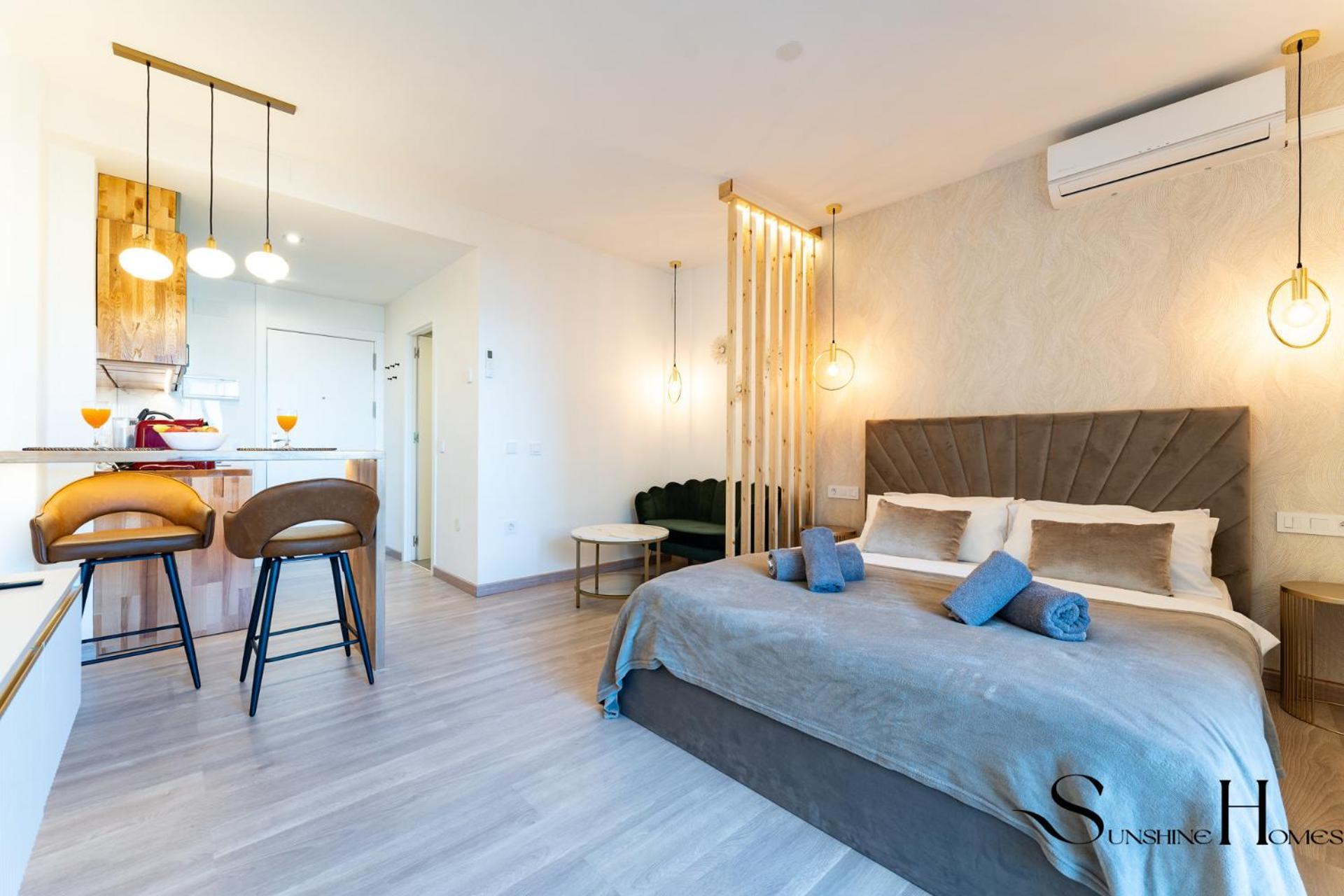 Seaview Beachfront Studio With Aqua Park & Balcony Benalmádena Exterior foto